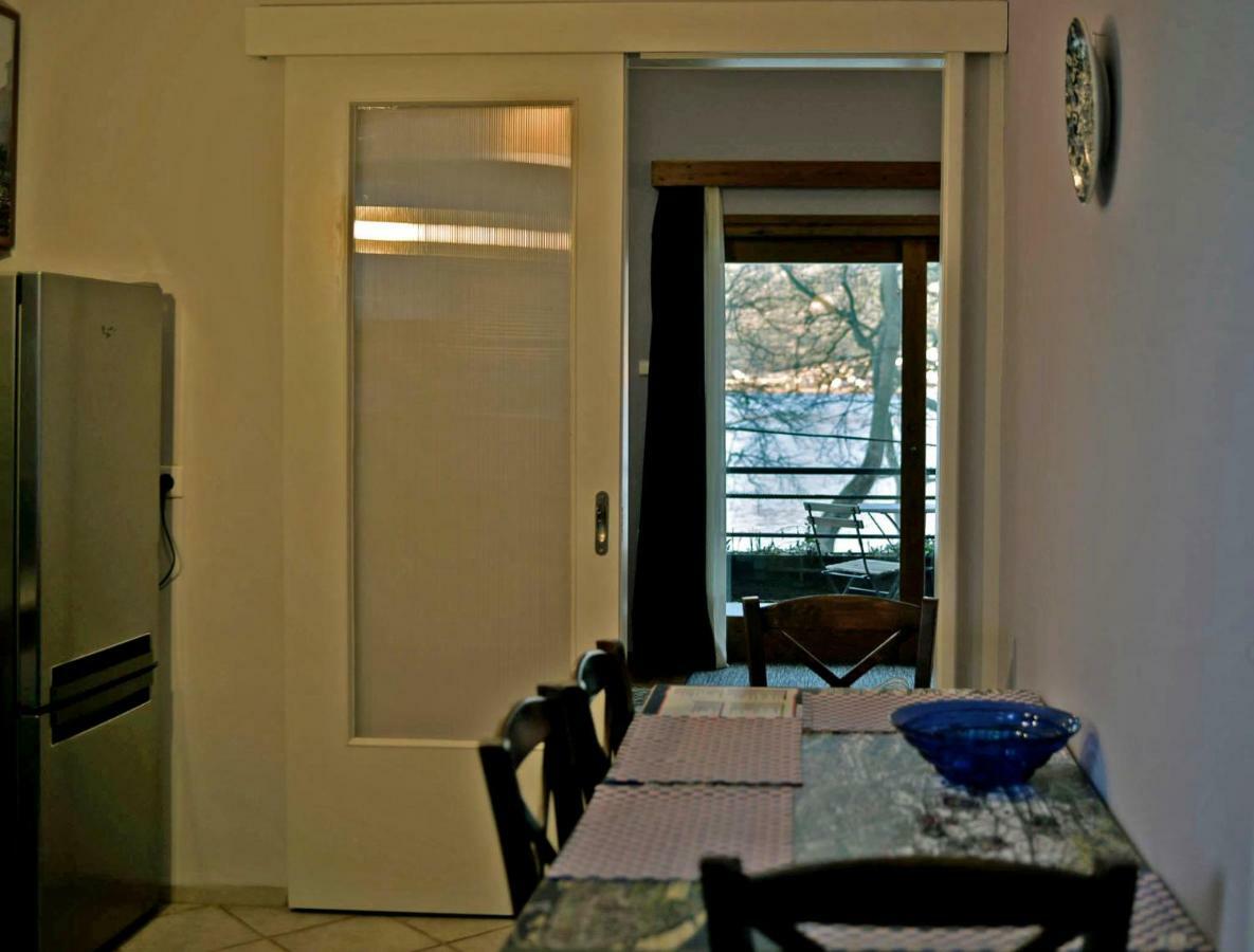 Lake View Apartment Ioannina Exterior foto